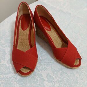 Deep Red Canvas Adrienne Vittadini Bailee Espadrille Wedge Sandals Size 10M